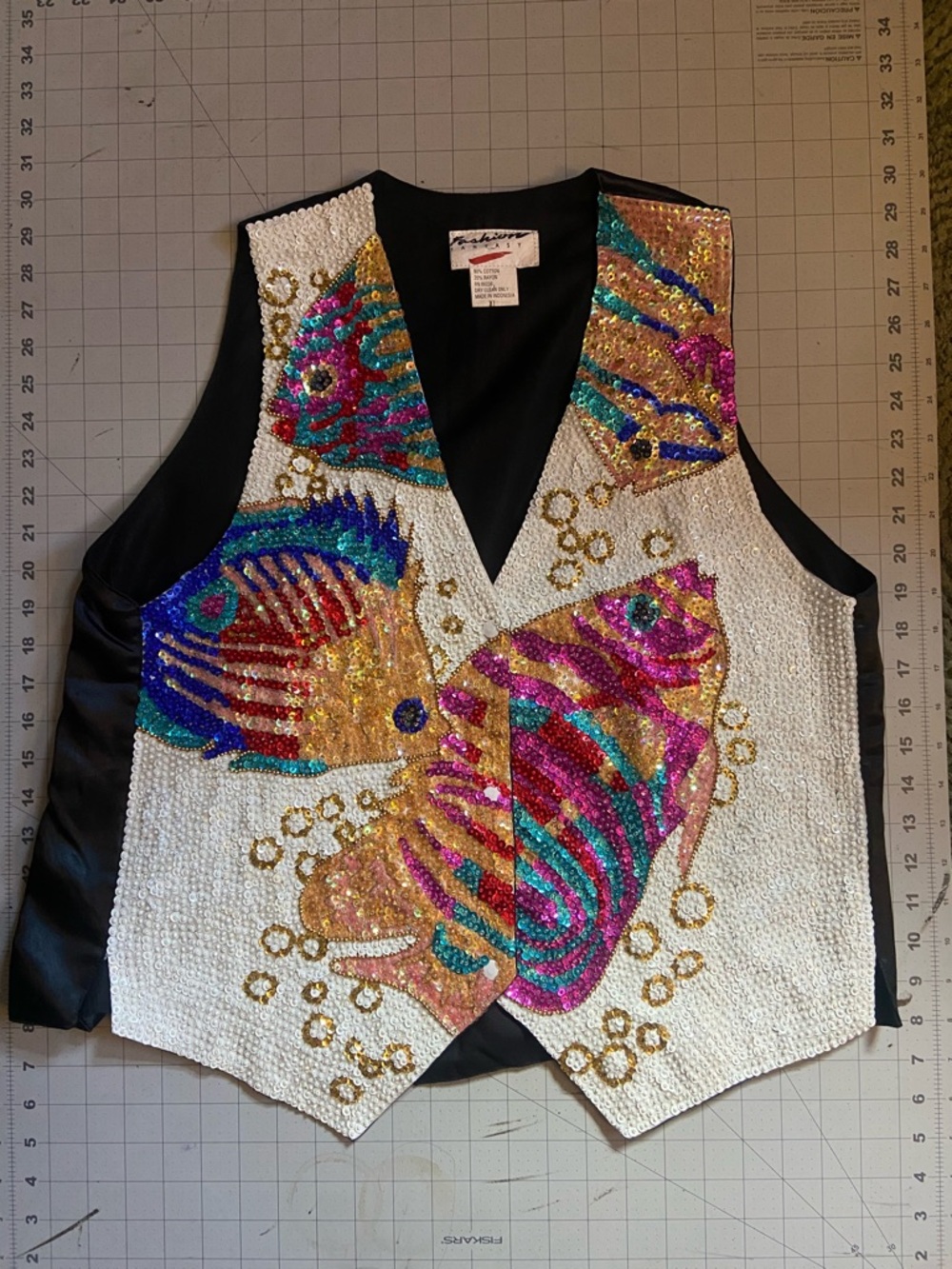 Sequin Fish Motif Vest - Multicolor